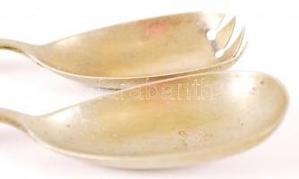 cca 1900 Fa nyelű, alpakka salátaszedő szett / 
Salad fork and spoon set from alpacca with wooden ha...