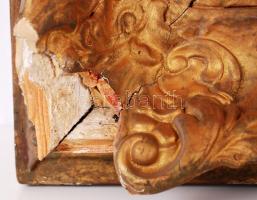 Szlazsánszky  jelzéssel: Fekvő női akt. Olaj, farost, sérült antik keretben 77×68 cm