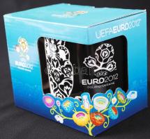 Porcelán tétel: Hollóházi váza, néptáncos (apró sérüléssel) GDR kisfiú a báránnyal, Euro 2012-es bög...