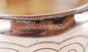 Ezüst (Ag.) szalvétagyűrű, cizellált, apró horpadásokkal d:4,5 cm, nettó:19 g