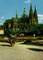 86 db modern cseh és szlovák lap / 86 modern Czech and Slovakian postcards