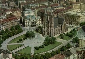 86 db modern cseh és szlovák lap / 86 modern Czech and Slovakian postcards