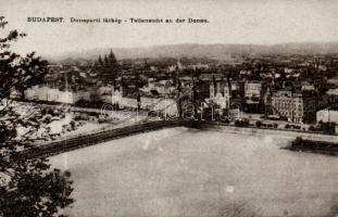 5 db Budapest városképes lap: vár, Gellérthegyi sziklatemplom, Erzsébet híd, Kígyó tér, Klotild palo...