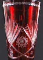 Rubin vörös üveg váza, többrétegű, csiszolt, hámozott, hibátlan, m:17 cm, d:10 cm / Crystal vase