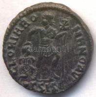 Római Birodalom / Sziszek / I. Valentinianus 367-375. Follis Br (2.4g) T:2
Roman Empire / Siscia / V...