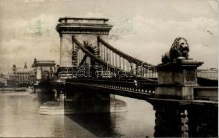 134 db főként modern, vegyes minőségű képeslapok, magyar és külföldi városképes lap és motívum lapok...