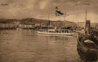 Fiume port with ships