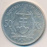 Szlovákia 1944. 50Ks Ag "Tiso" T:2-
Slovakia 1944. 50 Korun Ag "Tiso" C:VF
