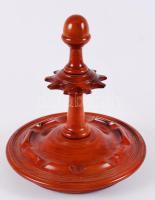 Esztergált pipatartó, m:24 cm, d:22 cm