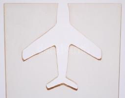 A deblini "Hős Pilóták" emlékmű plexi makettje / 
Model of the Deblin Statue of Heroic Avi...