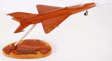 Horvát katonai repülős emlékmodell, fa, fém, plexi /  Croatian military aviator model, wood, metal, plexiglas, 60x27x20cm
