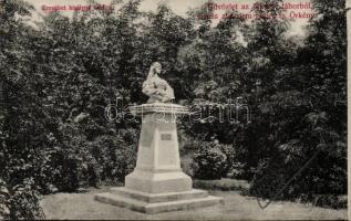 Örkény tábor, Erzsébet királyné szobra (Rb)