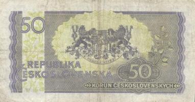 Csehszlovákia 1926. 20K + 1945. 20K + 50K + 100K T:III
Czechoslovakia 1926. 20 Korun + 1945. 20 Koru...