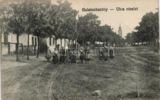 Balatonberény templom, gyerekek