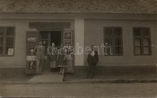 Lapujtő, Karancslapujtő; Paszternák Vilmos üzlete, photo (EB)