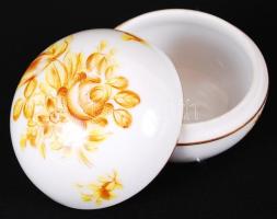 Herendi virágos bonbonier, kézzel festett, jelzett (1939), hibátlan, m:6 cm, d:7 cm