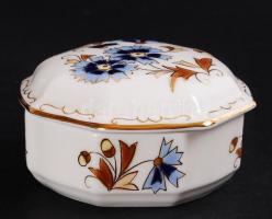 Zsolnay vázák, dobozkák, tálka, jelzettek, hibátlanok, kézzel festettek, összesen 5 db