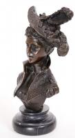 Biedermeier dáma, patinázott bronz, alabástrom talapzaton, m:22 cm