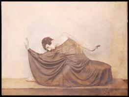 1933 Bokor Kata mozdulat-kompozíciója a Szentpál Olga csoportból, eredeti kép, 10x14cm