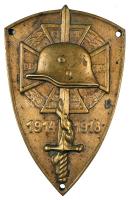 1914-1918. "Országos Frontharcos Szövetség" nagyméretű bronz öntvényjelvény (105.5x66.5mm) T:2- Hungary 1914-1918. "Hungarian Front Fighters Association" Br large badge (105.5x66.5mm) C:VF