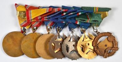 7db szocialista kitüntetés együtt felfüggesztve, közte 1964. "Haza Szolgálatáért bronz" + ...