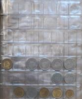 Kis hobbi gyűjtemény műbőr borítású albumba rendezve T:vegyes