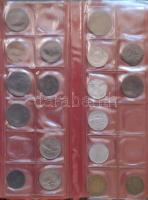 Kis hobbi gyűjtemény műbőr borítású albumba rendezve T:vegyes