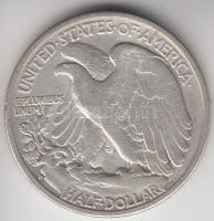 Amerikai Egyesült Államok 1943. 1/2$ Ag "Walking Liberty" T:3
USA 1943. 1/2 Dollar Ag &quo...