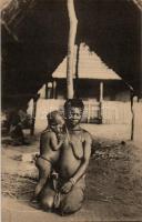 Bankutu mother with her child