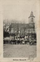 Mernye templommal (Rb)