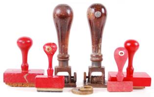 7 db klf bélyegző, 3 db a Dunakeszi totózóé, 4db fa bélyegző, egyikről hiányzik a gumi