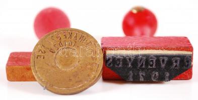 7 db klf bélyegző, 3 db a Dunakeszi totózóé, 4db fa bélyegző, egyikről hiányzik a gumi