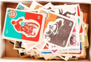 183 magyar és 17 külföldi gyufacímke, tokban