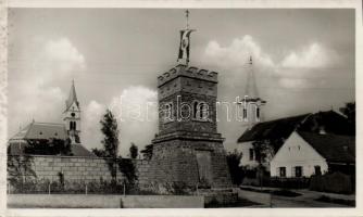 Ostffyasszonyfa Hősi emlékmű és országzászló