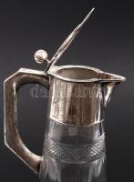 Cca 1900 Ezüst (Ag.) karaffa. Jelzett, ezüst fogóval és zsanérokkal, nyitható fedéllel, csiszolt ólo...