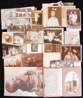 1890-1945 40 db vegyes fotó tétel, felerészben keményhátúak