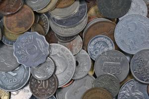 1,8kg vegyes fémpénz, érdekes darabokkal T:vegyes