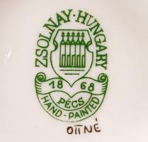 Zsolnay pillangós tejkiöntő, kézzel festett, jelzett, hibátlan, pótlás céljából, m:9 cm