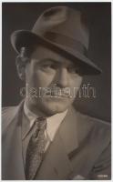 cca 1940 Angelo (1894-1974): Jávor Pál. Vintage fotó, jobbra lent és hátoldalán pecséttel jelzett, 24x15cm
