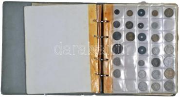 Hobbi gyűjtemény gyűrűs albumba rendezve 13db berakólappal külföldi fémpénzekkel és néhány ezüstpénz...