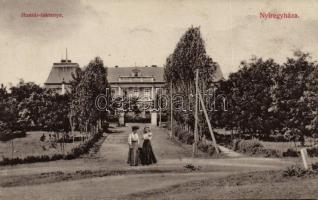 Nyíregyháza huszár laktanya