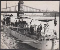 1919 Ism. alk.: Olasz hadihajó a Lánchídnál. (Az olasz alattvalók védelmére vezényleték ide.) 19x15 cm