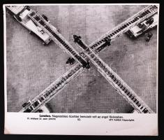 cca 1980 "London. Nagyszabású tűzoltási bemutató volt az angol fővárosban", sajtófotó, 26x18cm