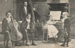 Schwarzmanoff and musician children