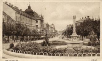 11 db főleg régi, magyar képeslap / 11 Hungarian postcards