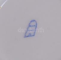 XX. sz eleje 5 db azonos mintájú, de különböző színű Victoria jelzésű tálka (csészealj) / Victoria c...