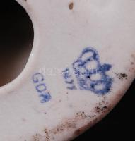 Német figurális porcelánok, jelzettek, kézzel festettek, hibátlanok, összesen: 3 db