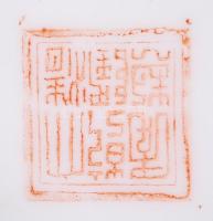 Kínai porcelán kis váza, kézzel festett, jelzett, hibátlan, m:9 cm