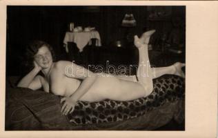 Nude, photo postcard