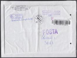 2 db postaszolgálati ragjegyes boríték értékküldeményekről "B" ill. "E" ragjeggyel ellátva. A levelek Kazincbarcika 1 és Miskolc 2 postai pecsétekkel lezárva.